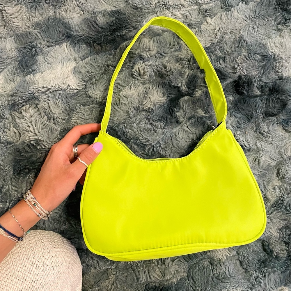 Green mini purse